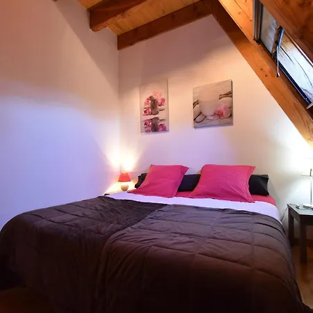 In Gramat With Private Pool Hébergement de vacances