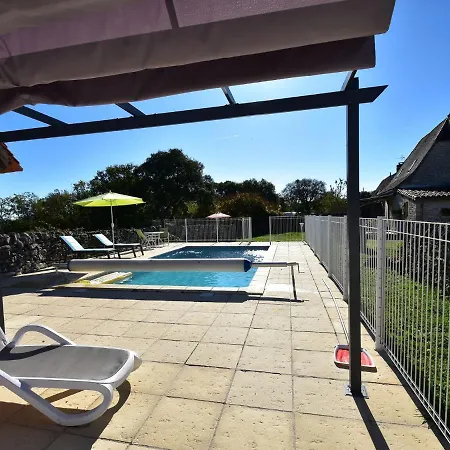 Modern With Pool In Gramat Holiday home