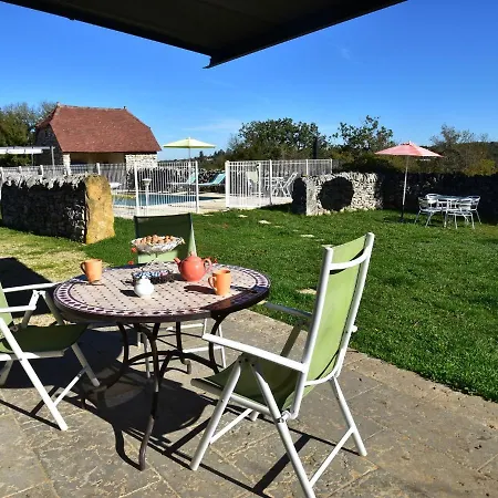 Modern With Pool In Gramat