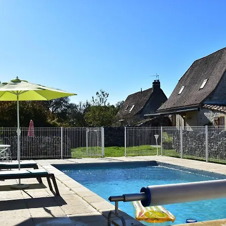 Holiday home Modern With Pool In Gramat *