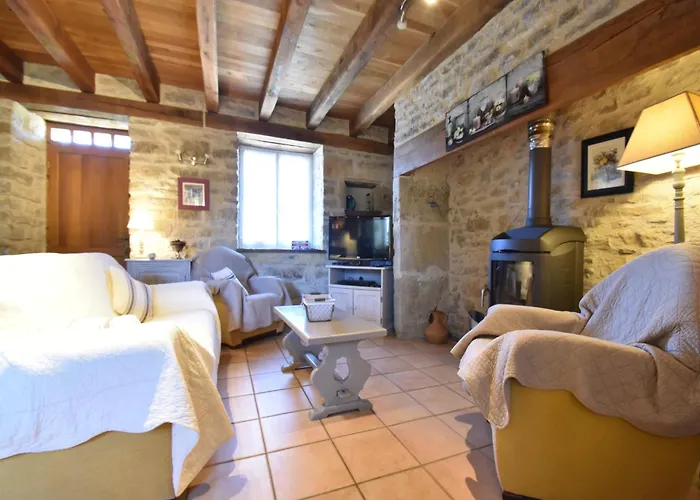 In Gramat With Private Pool *