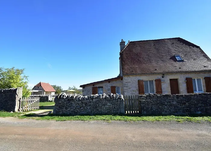 بيت للعطل In Gramat With Private Pool Rignac (Lot)