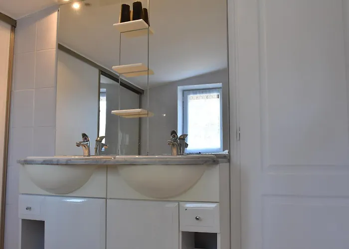 In Gramat With Private Pool بيت للعطل Rignac (Lot)