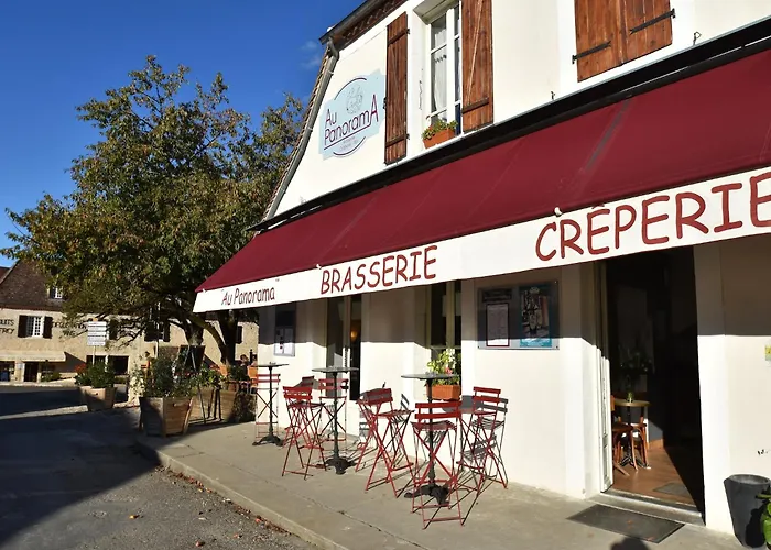 In Gramat With Private Pool